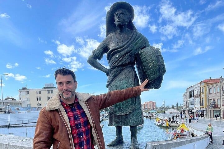 AVEIRO & COSTA NOVA: Full-Day Private Tour from Porto