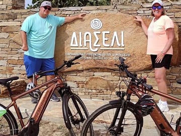 Cultural and Culinary Bike Tour in Chora, Greece