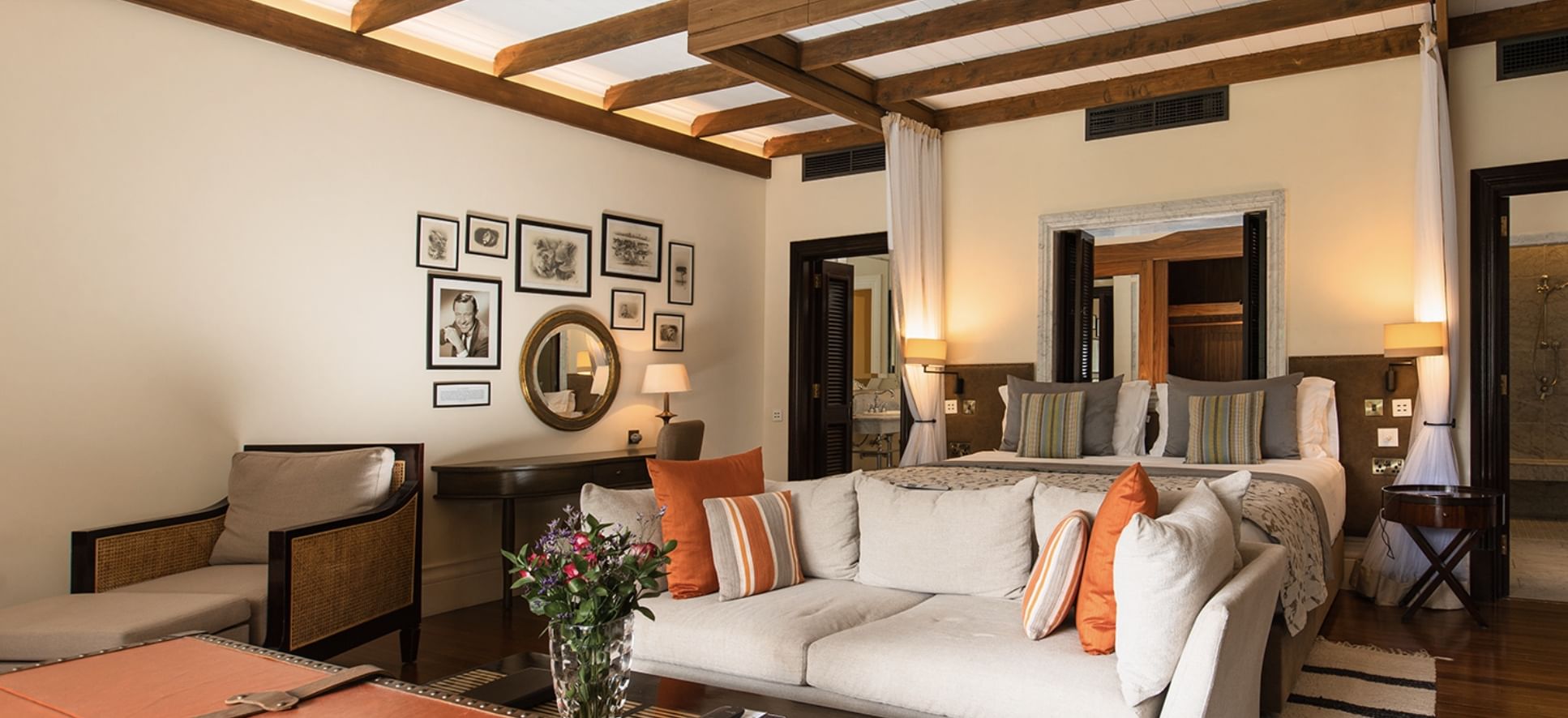 Hemingway Nairobi - Room Sitting Area