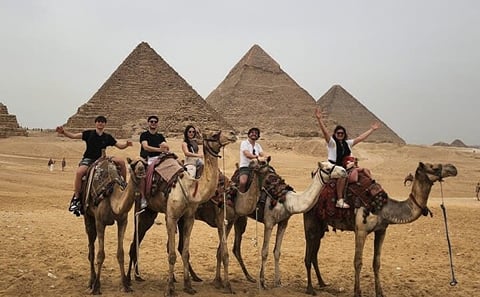Private Half day Tour of the Pyramids and Sphinx from Cairo