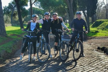 E-bike Tour of Appia Antica and Castel Gandolfo from Rome
