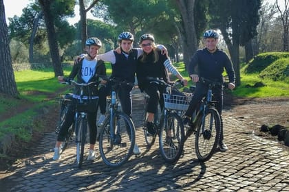 Appia Antica and Castel Gandolfo: day trip to discover an unseen face of Rome and the Castelli Romani