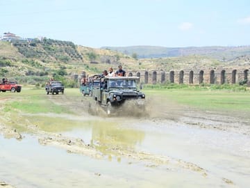 Jeep Safari and Green Lake Boat Trip from Side