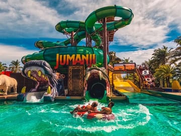 Columbia Pictures Aquaverse Pattaya with Hotel Transfer