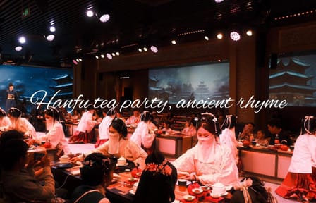 Ming Dynasty Palace Banquet Experience in Nanjing