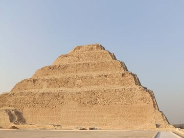 Private Tour of Giza Pyramids and Saqqara in Cairo