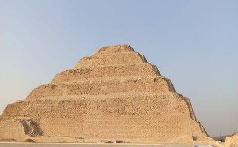 Private Tour of Giza Pyramids and Saqqara in Cairo