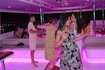 Dinner Cruise with Live Show in Sharm El Sheikh