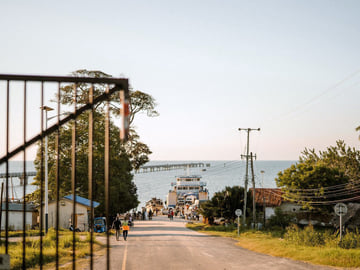 Street scene in Kilindoni town
