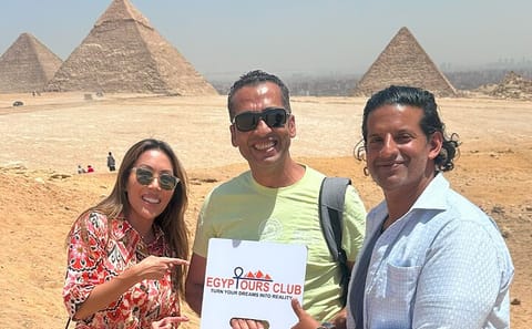 Private tour of Giza Pyramids, Sphinx, and Grand Museum