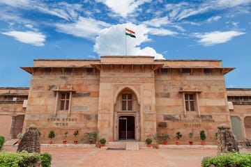 Varanasi City and Sarnath Cultural Sightseeing Tour