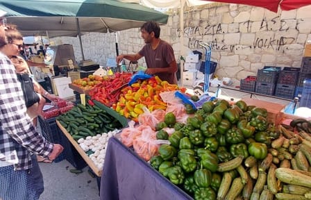 Explore Chania's Old Town and Laiki Farmers Market Tour