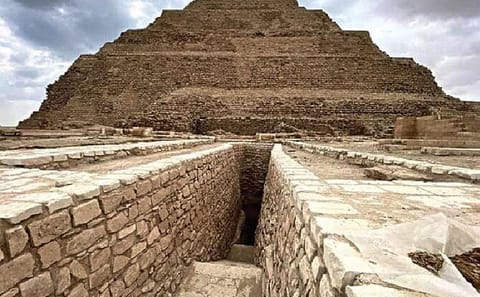 Giza Pyramids and Ancient Sites Tour from Cairo