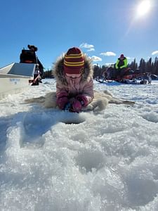 Husky safari and Ice-fishing on the lake, Rovaniemi