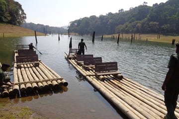 Kerala Odyssey: Munnar, Thekkady & Alleppey