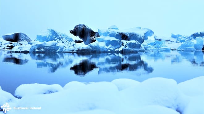 Glacier Lagoon (Jökulsárlón) & South Coast Tour with boat ride photo 6