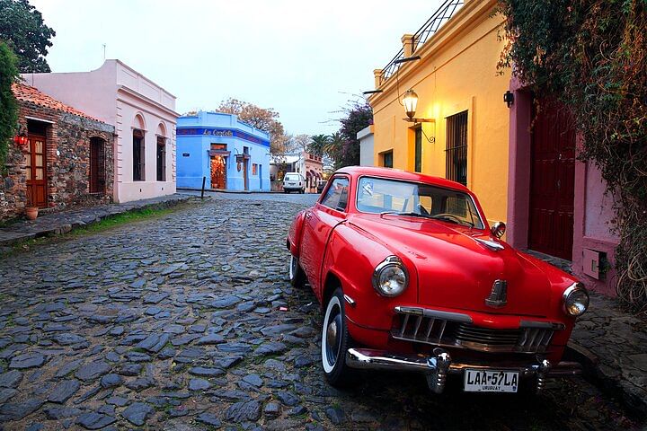 Colonia de Sacramento: Scenic City Tour from Buenos Aires