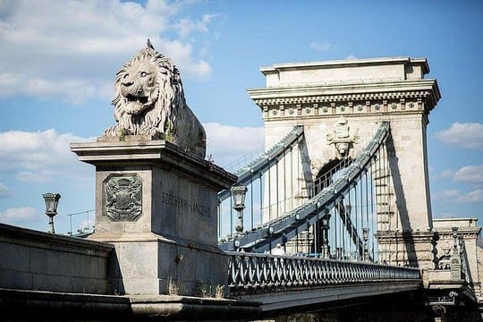 PRIVATE (7 hours) Budapest and Szentendre city tour with lunch and winetasting