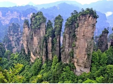 1-Day Private Tour to Avatar Mountain & 72 Wonder Tower