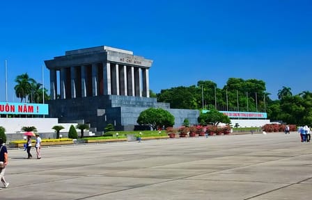 Guided Day Tour of Hanoi City Highlights by Minivan