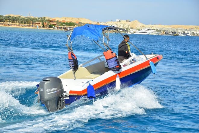 Private Speed Boat to Hula Hula Island trip 4 hours - Hurghada