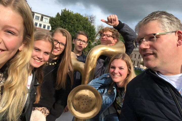 Interactive Escape the City Game with Live Game Host in Antwerp  6