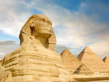 10-Day Egypt Tour: Beaches in Hurghada to Pyramids and Nile Cruise