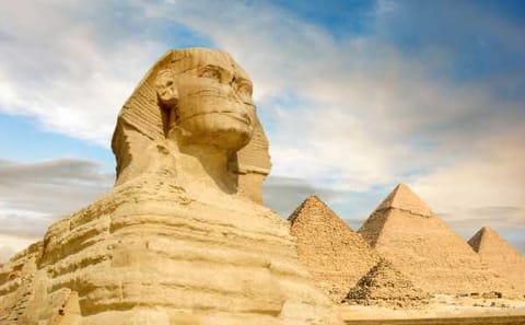 10-Day Egypt Tour: Beaches in Hurghada to Pyramids and Nile Cruise