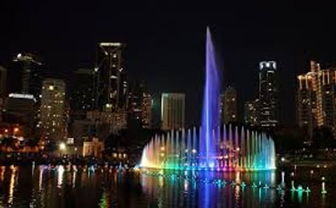 Kuala Lumpur Evening City Tour with Fountain Show and KL Tower