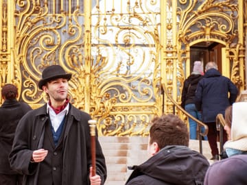Immersive Walking Tour of Paris' Historic Landmarks