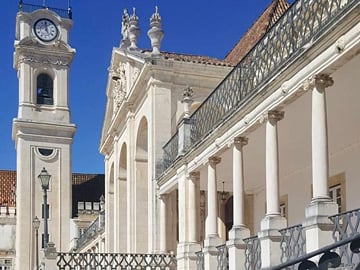 Aveiro & Coimbra Private Tour from Porto with Hotel Pickup