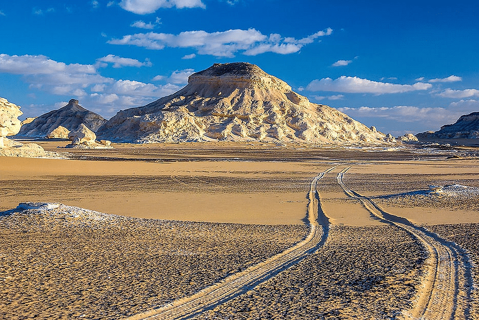 WHITE DESERT Over Night Camping – Western Desert privately