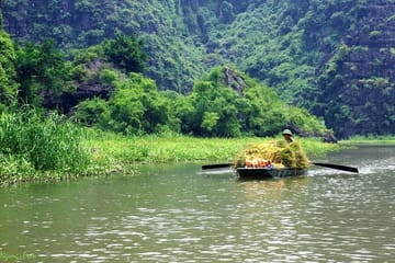 Full-Day Cultural and Nature Tour in Ninh Binh from Hanoi