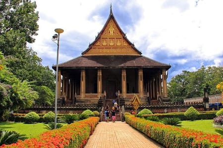 Explore Vientiane and Local Villages Biking Tour