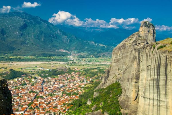 Private Transfer from Kalabaka, Kastraki & Meteora to Athens
