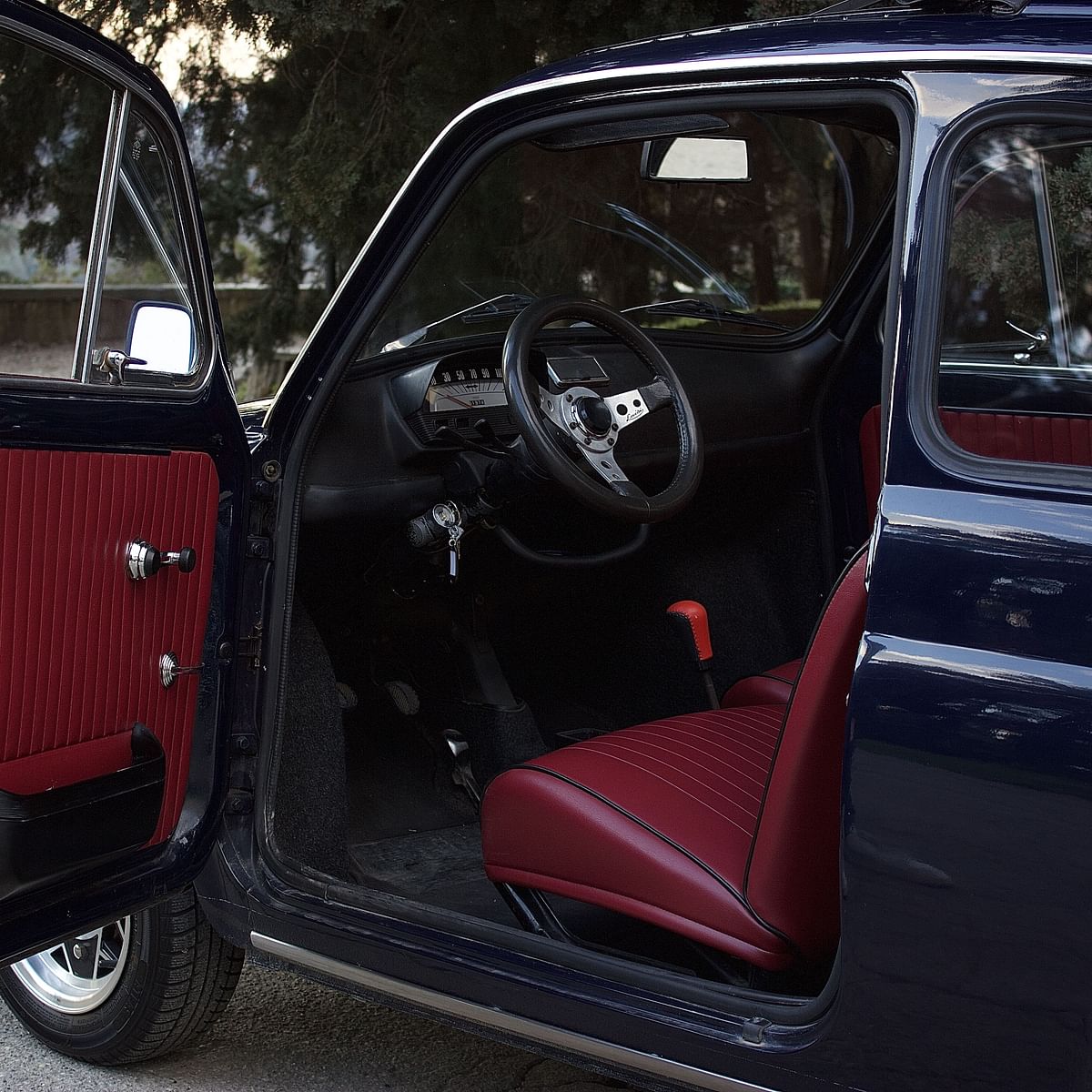 BUONGIORNO FIAT 500! Classic Guided Wine Tour in Chianti Wine Region included Tuscan Lunch and tasting (6 hrs)