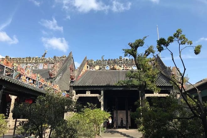 Private VIP Guangzhou Full-day Tour: Canton Tower Lunch, Night Cruise and More photo 3