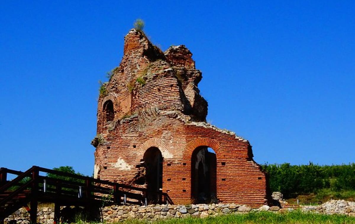 Plovdiv and Perushtitsa Day Trip with Wine Tasting from Sofia