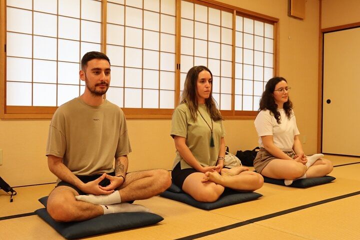 Private Kyoto Zen Meditation with Monk & Guided Gion Walking Tour