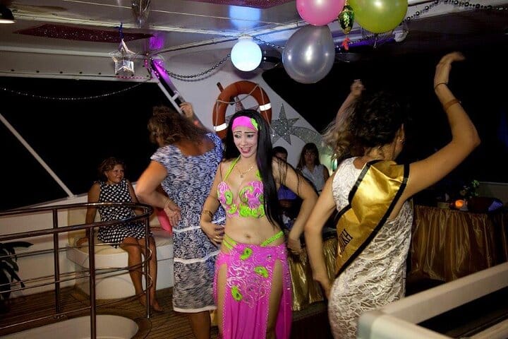 Boat Party With Sea food Dinner &amp; Life band &amp; Belly dancer- Sharm El Sheikh