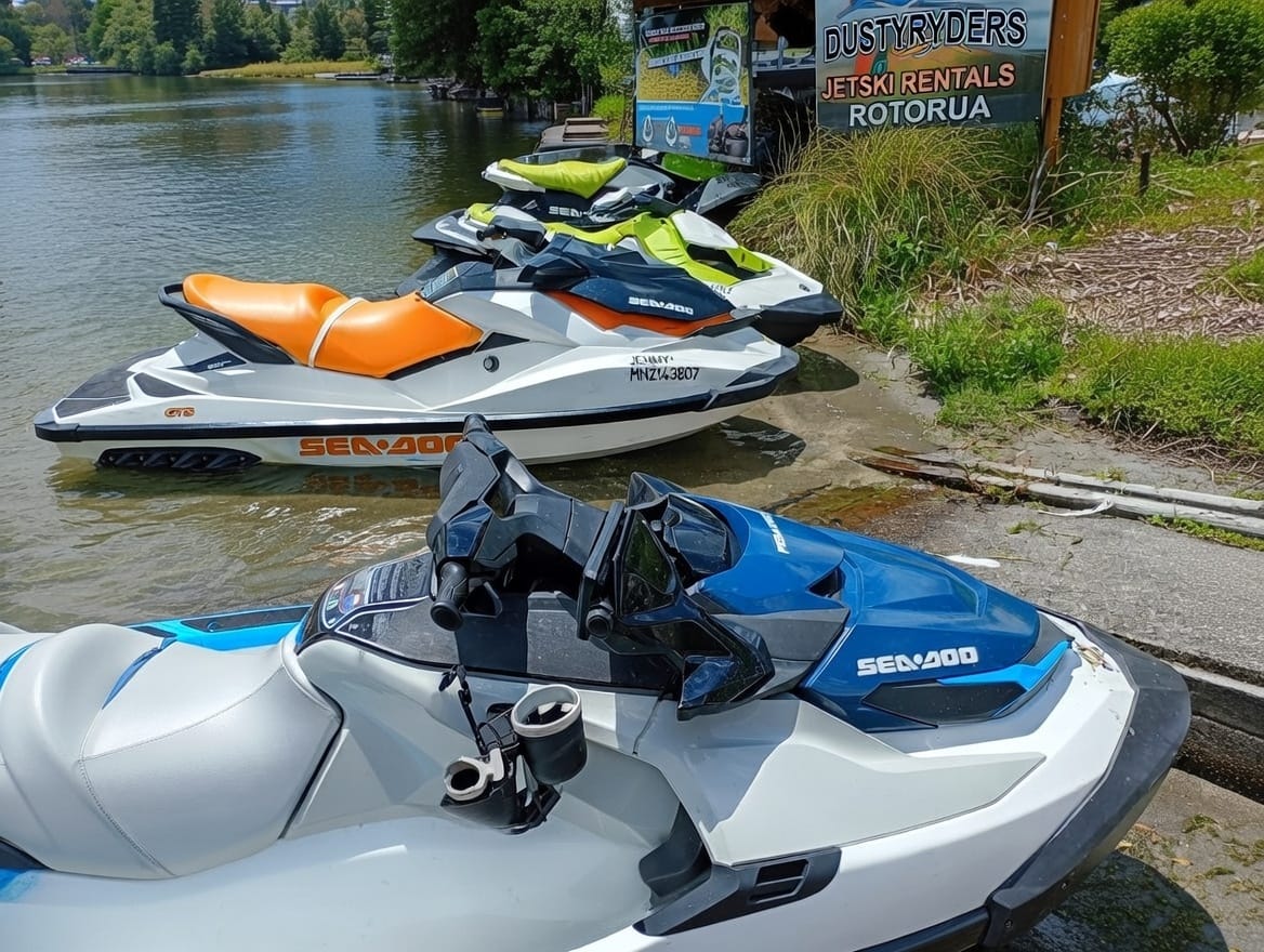 Jetski on beach for dustyryders jetski hire rotorua 