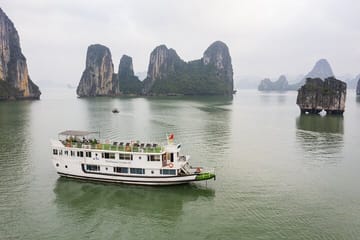 2-Day Budget Cruise and Kayaking in Halong Bay from Hanoi