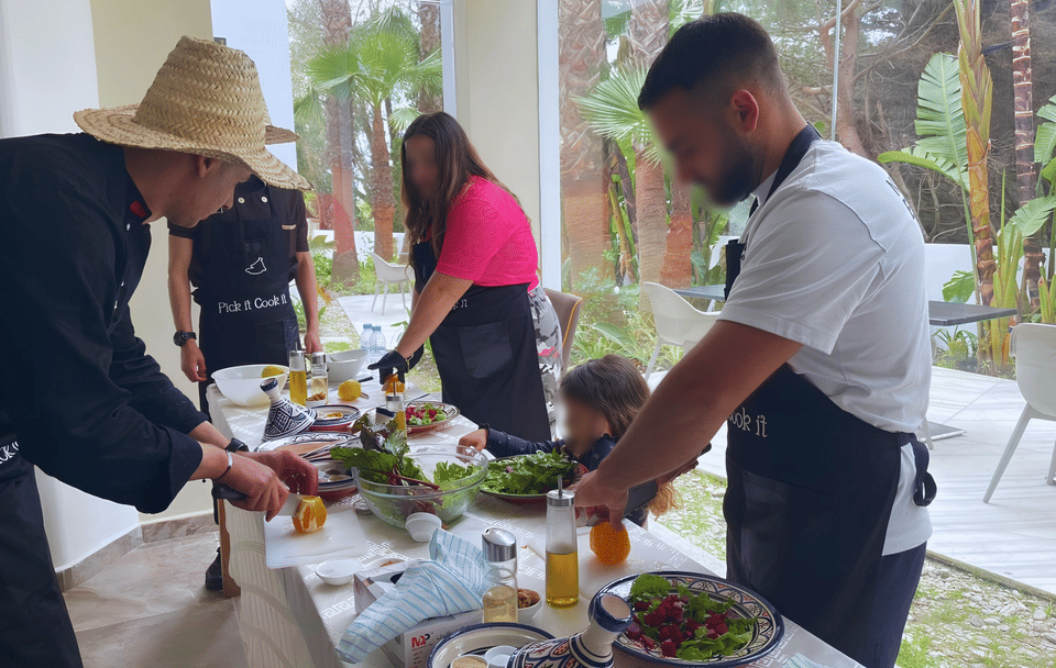 Cook it: Moroccan Cooking Class in Tangier (Hands-On)