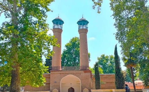 13-Day Private Cultural Tour of Azerbaijan's Silk Road and Fire Heritage