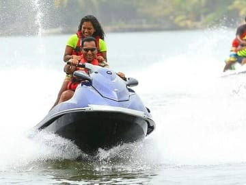 Jet Skiing in Pasikudah