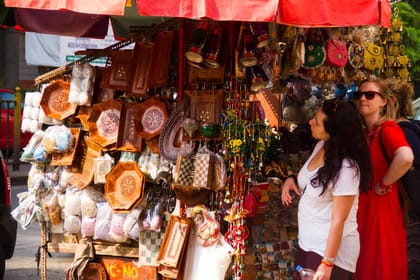 Cultural and Scenic Tour from Mumbai to Kerala's Backwaters