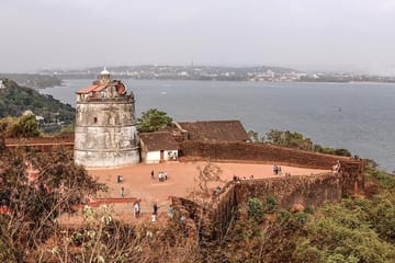 Full-Day Cultural Tour of Baga and Goa Velha