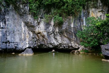 Hoa Lu and Tam Coc Day Tour in Ninh Bình, Vietnam
