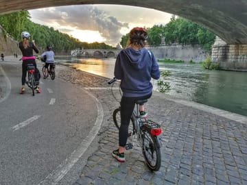 Electric Bike Rental along Lungotevere in Rome