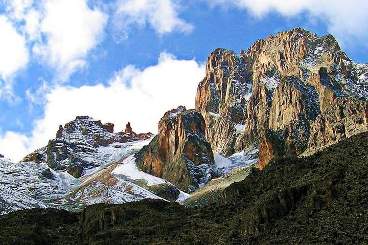 Mount Kenya Trekking Through Sirimoni-Chogoria Route 10